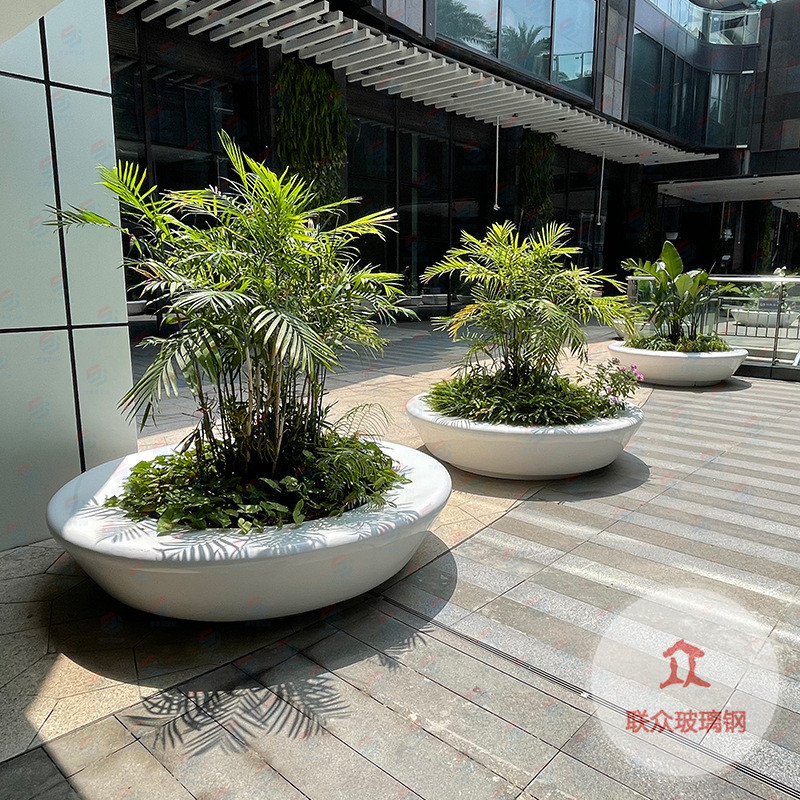 不銹鋼座椅異形長椅鐵藝坐凳實(shí)木椅玻璃鋼花箱組合木藝休息椅定制
